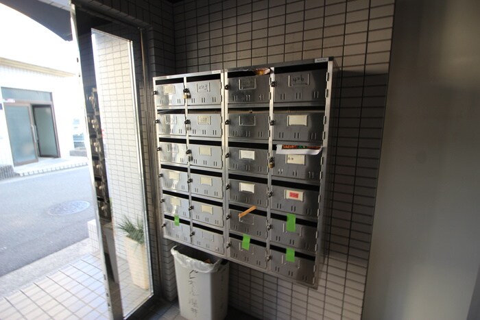 物件外観写真4　(建物設備)