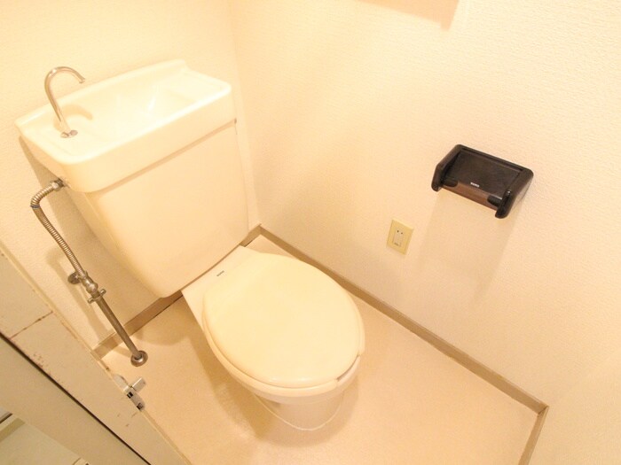 物件内観写真14　(トイレ)