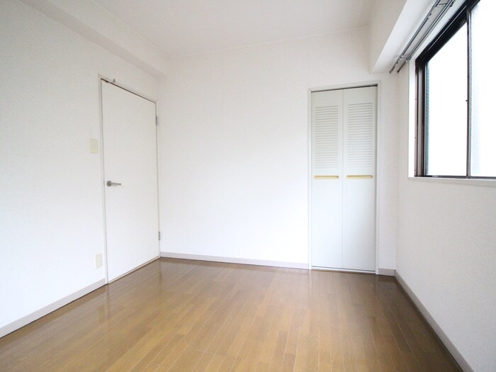 物件内観写真16　(居室)