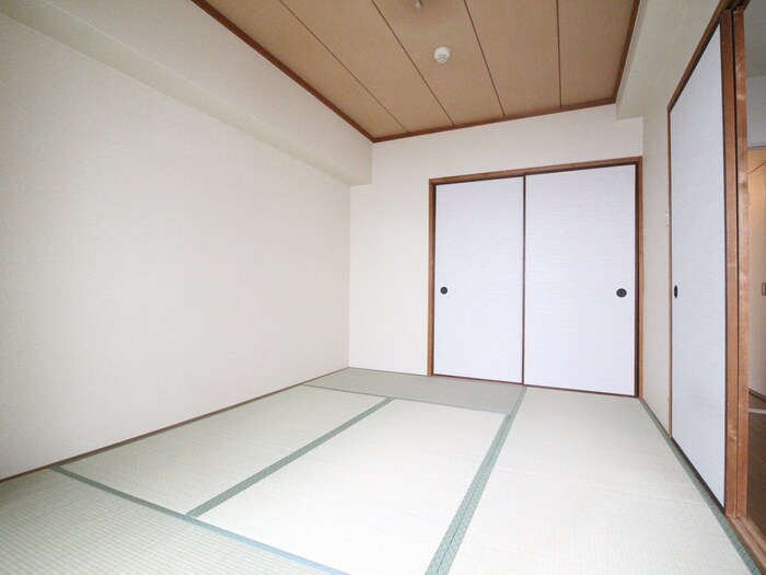 物件内観写真18　(居室)