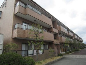 ガーデンパレス鮎川外観写真