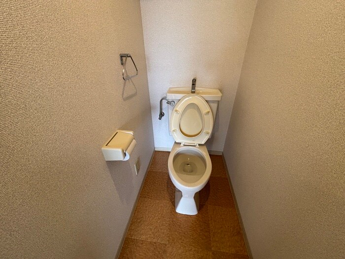 物件内観写真11　(トイレ)