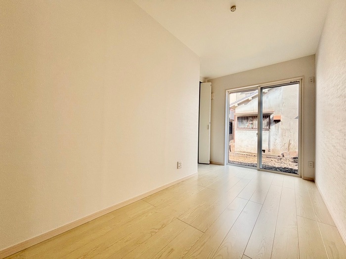 物件内観写真10　(居室)