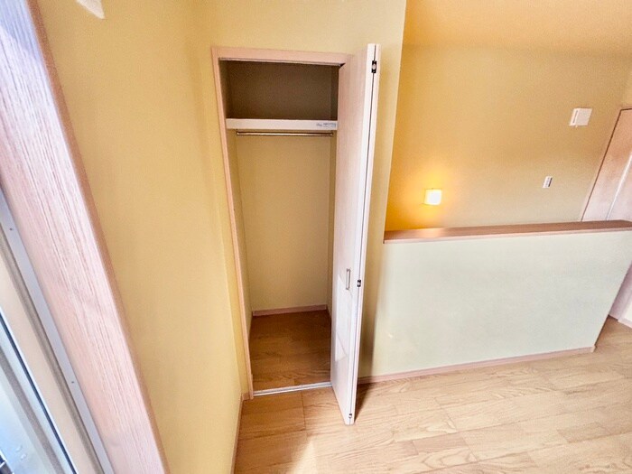 物件内観写真11　(収納)