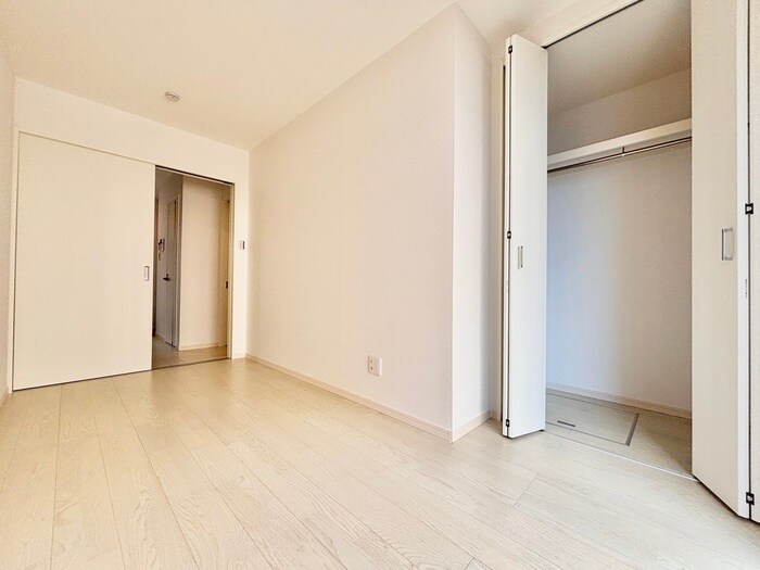 物件内観写真13　(居室)