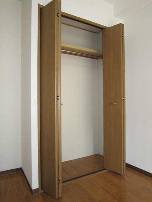 物件内観写真17　(収納)