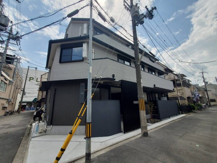 物件外観写真2　(外観写真)