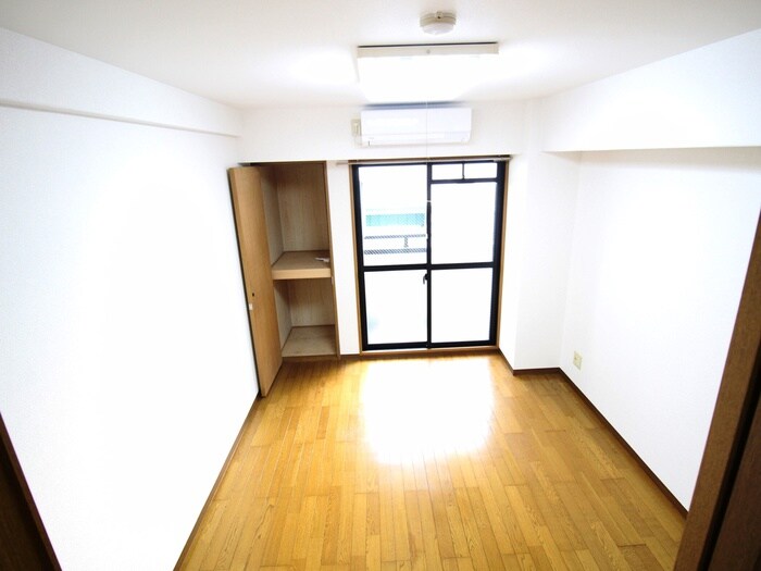 物件内観写真12　(居室)