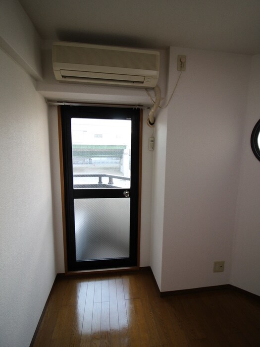 物件内観写真16　(居室)