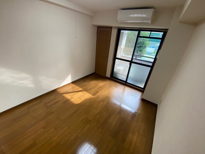 物件内観写真18　(居室)