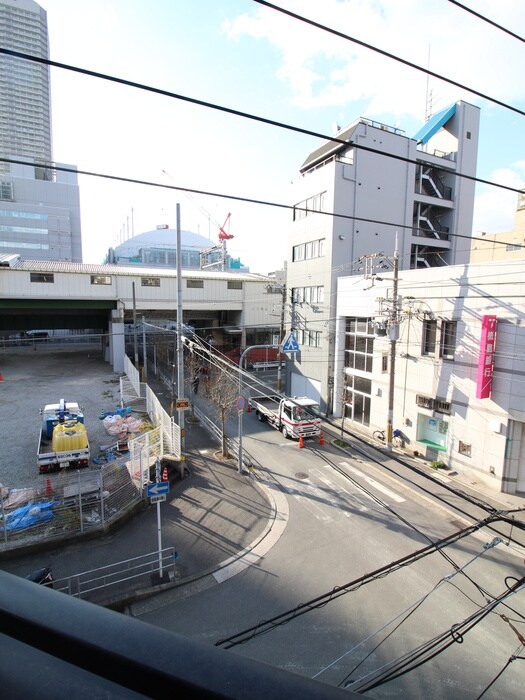 物件内観写真20　(室内からの展望)