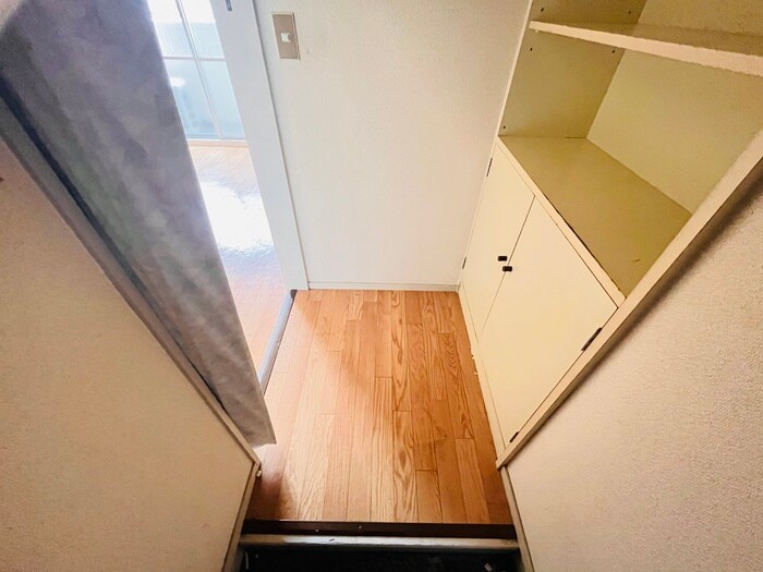 物件内観写真21　(廊下)