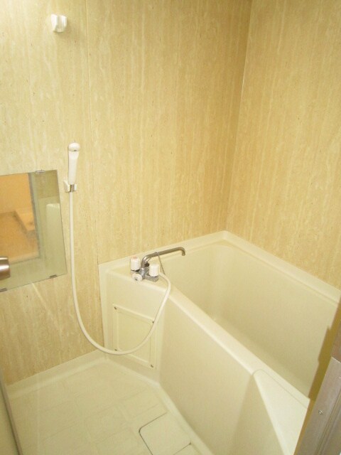 物件内観写真13　(バス／シャワールーム等)