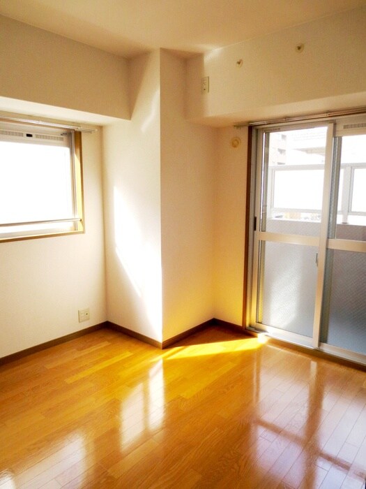 物件内観写真10　(居室)