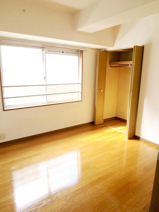 物件内観写真13　(居室)