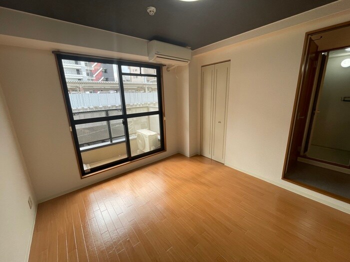 物件内観写真14　(居室)