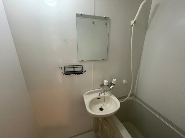 物件内観写真16　(洗面)