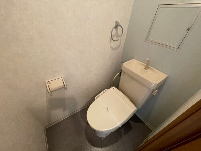 物件内観写真17　(トイレ)
