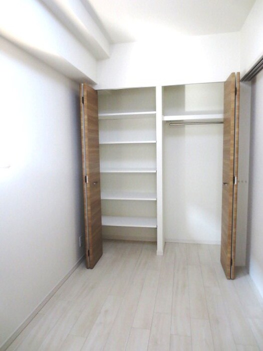 物件内観写真11　(居室)