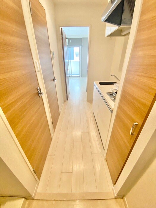 物件内観写真18　(廊下)