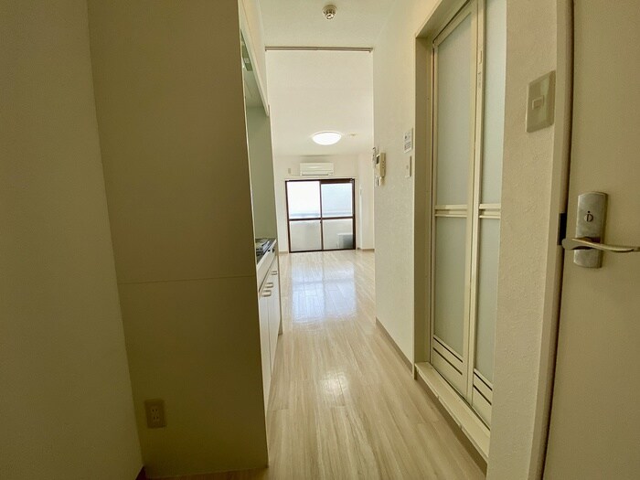 物件内観写真8　(廊下)
