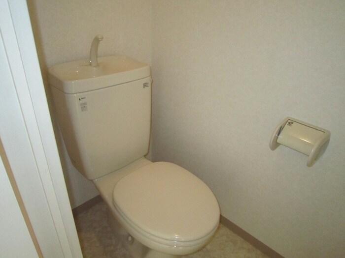 物件内観写真11　(トイレ)