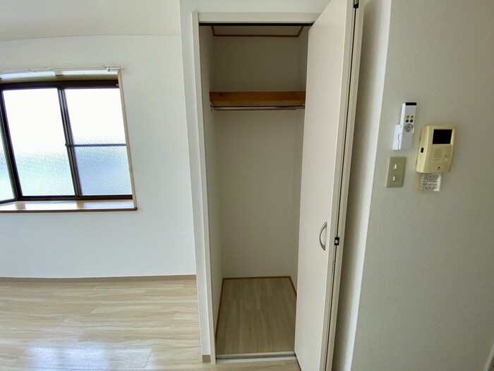 物件内観写真12　(収納)