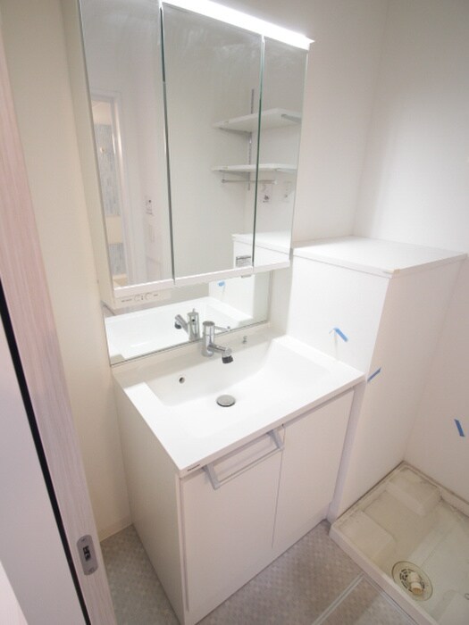 物件内観写真8　(洗面)