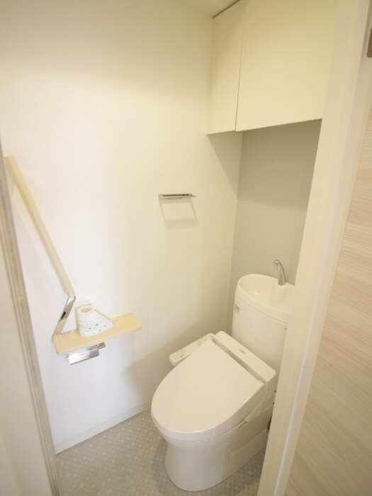 物件内観写真13　(トイレ)