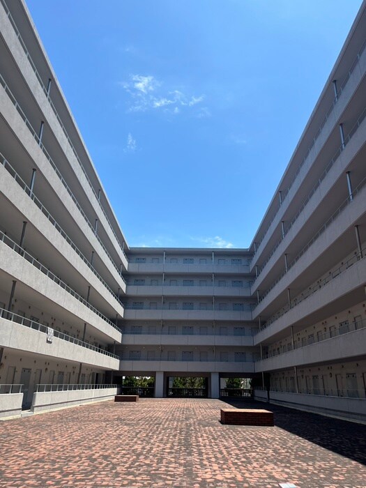 物件外観写真6　(外観写真)