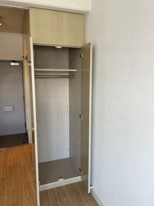 物件内観写真12　(収納)