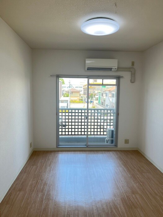 物件内観写真18　(居室)