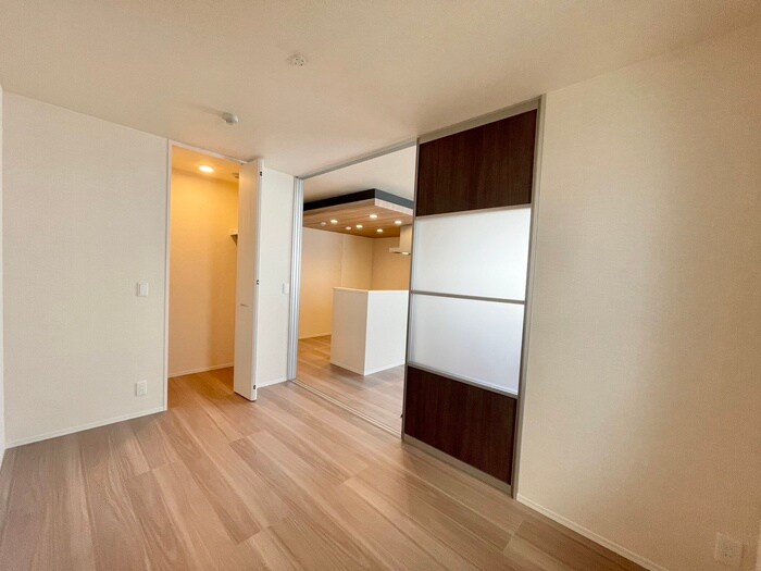 物件内観写真10　(居室)