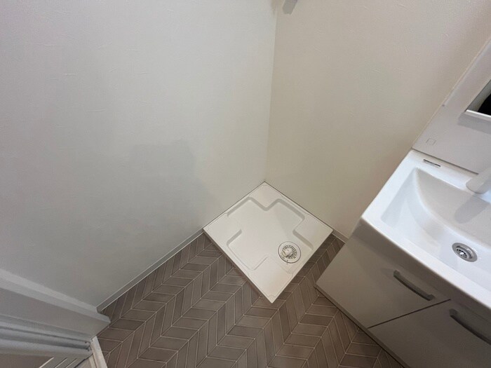 物件内観写真14　(洗濯機置場)
