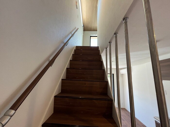 物件内観写真16　(廊下)