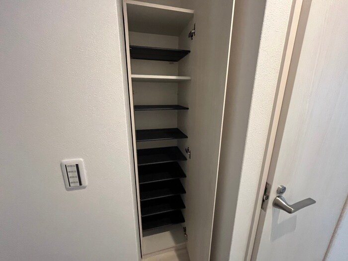 物件内観写真20　(靴箱)
