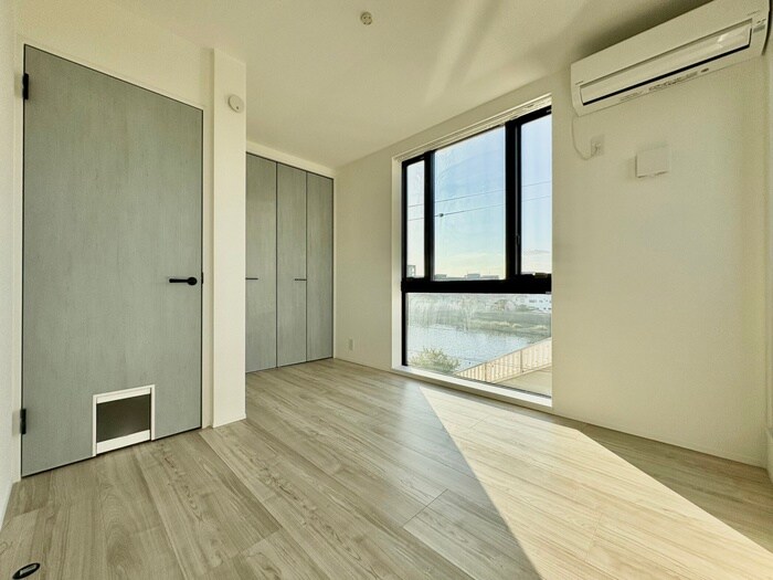 物件内観写真3　(居室)