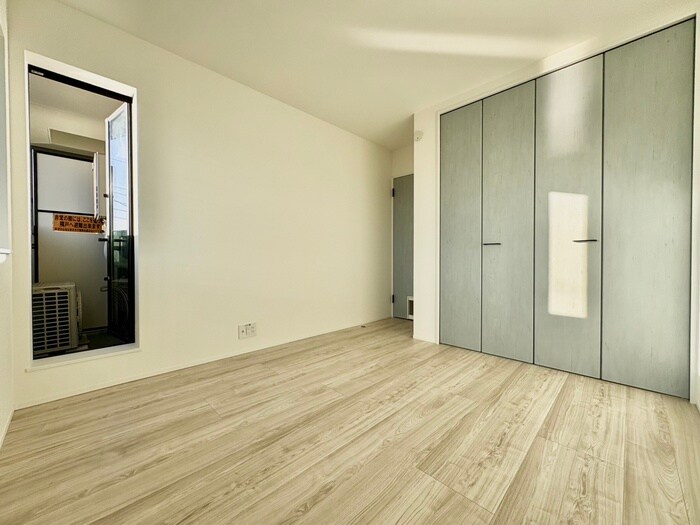 物件内観写真3　(居室)