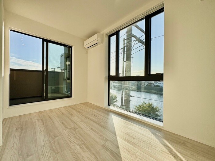 物件内観写真3　(居室)