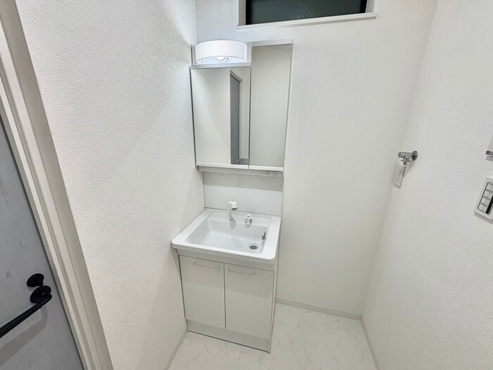 物件内観写真5　(洗面)