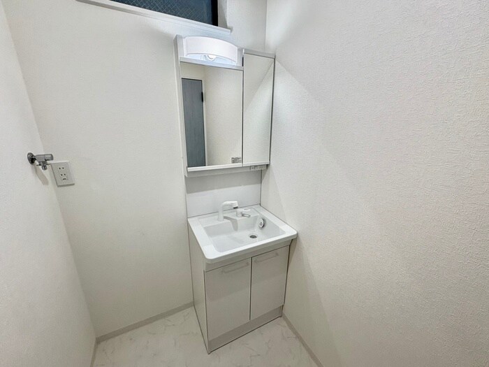 物件内観写真5　(洗面)