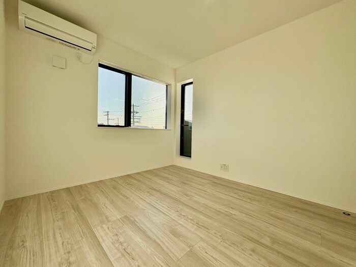 物件内観写真13　(居室)