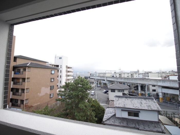 物件内観写真22　(室内からの展望)