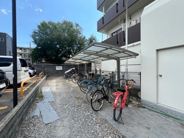 駐輪場