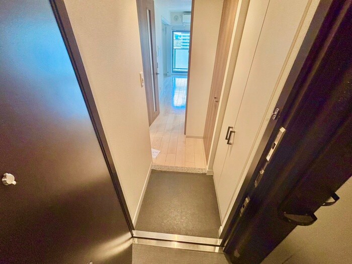 物件内観写真19　(玄関)