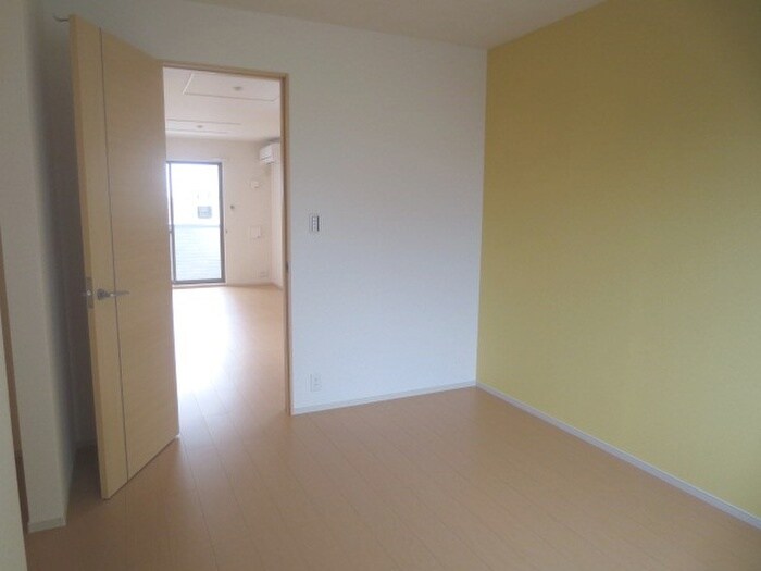 物件内観写真6　(居室)