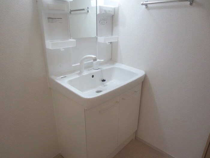 物件内観写真11　(洗面)