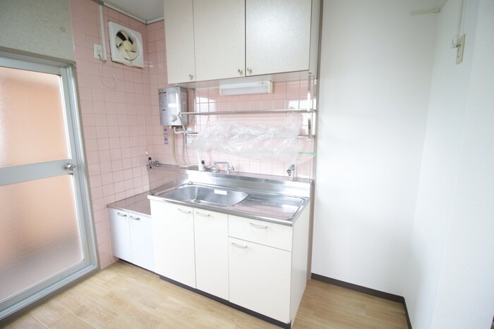 物件内観写真8　(キッチン)