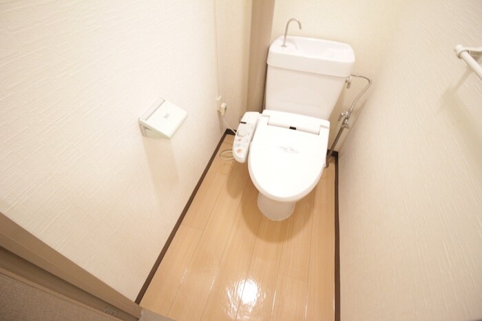 物件内観写真10　(トイレ)