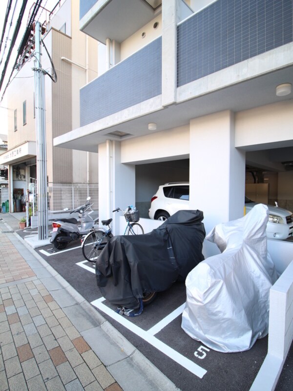バイク置き場